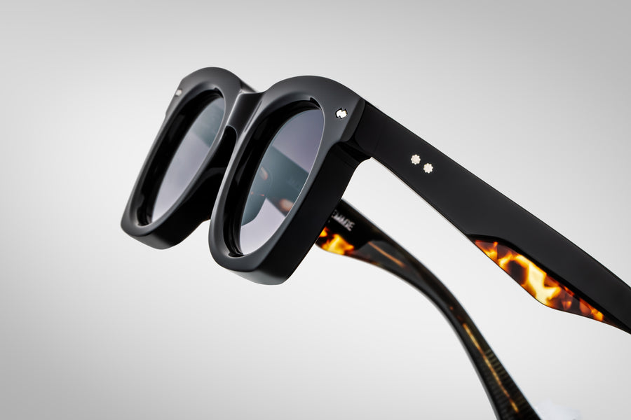 Jacques Marie Mage | Ava | Noir 11 - Niche Bazaar Studio