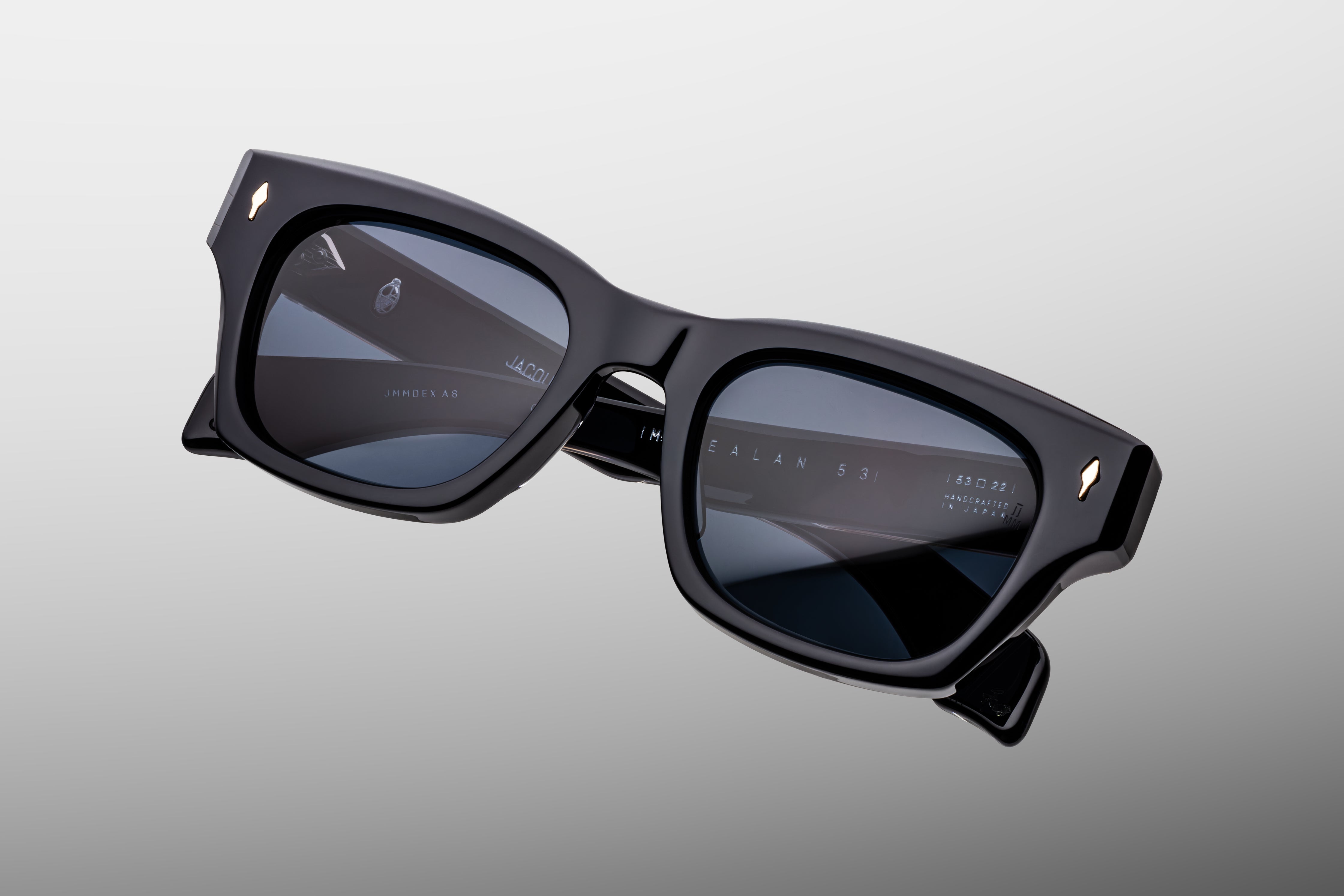 Jacques Marie Mage | Dealan 53 | Lacquer