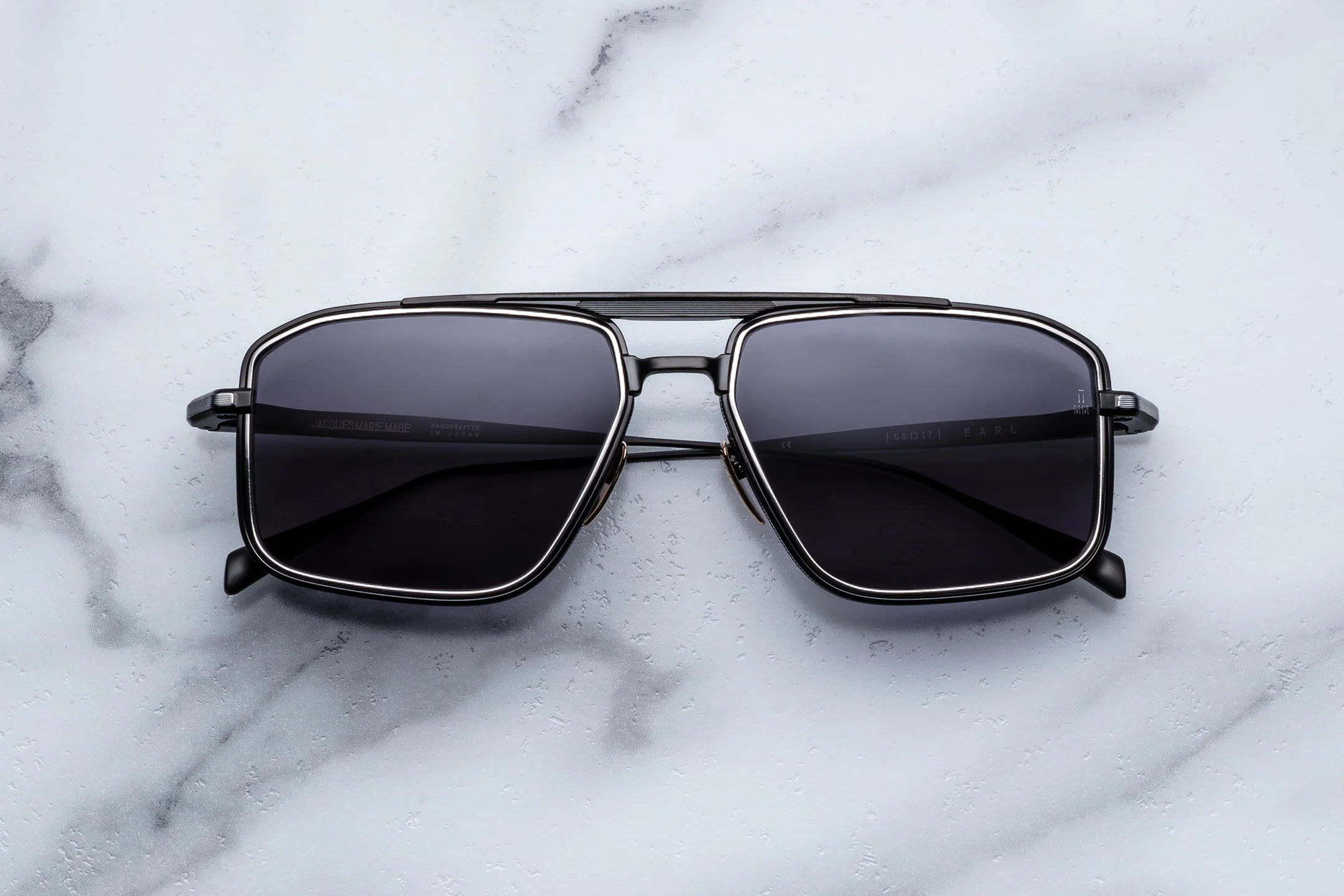 Jacques Marie Mage | Earl | Corbeau
