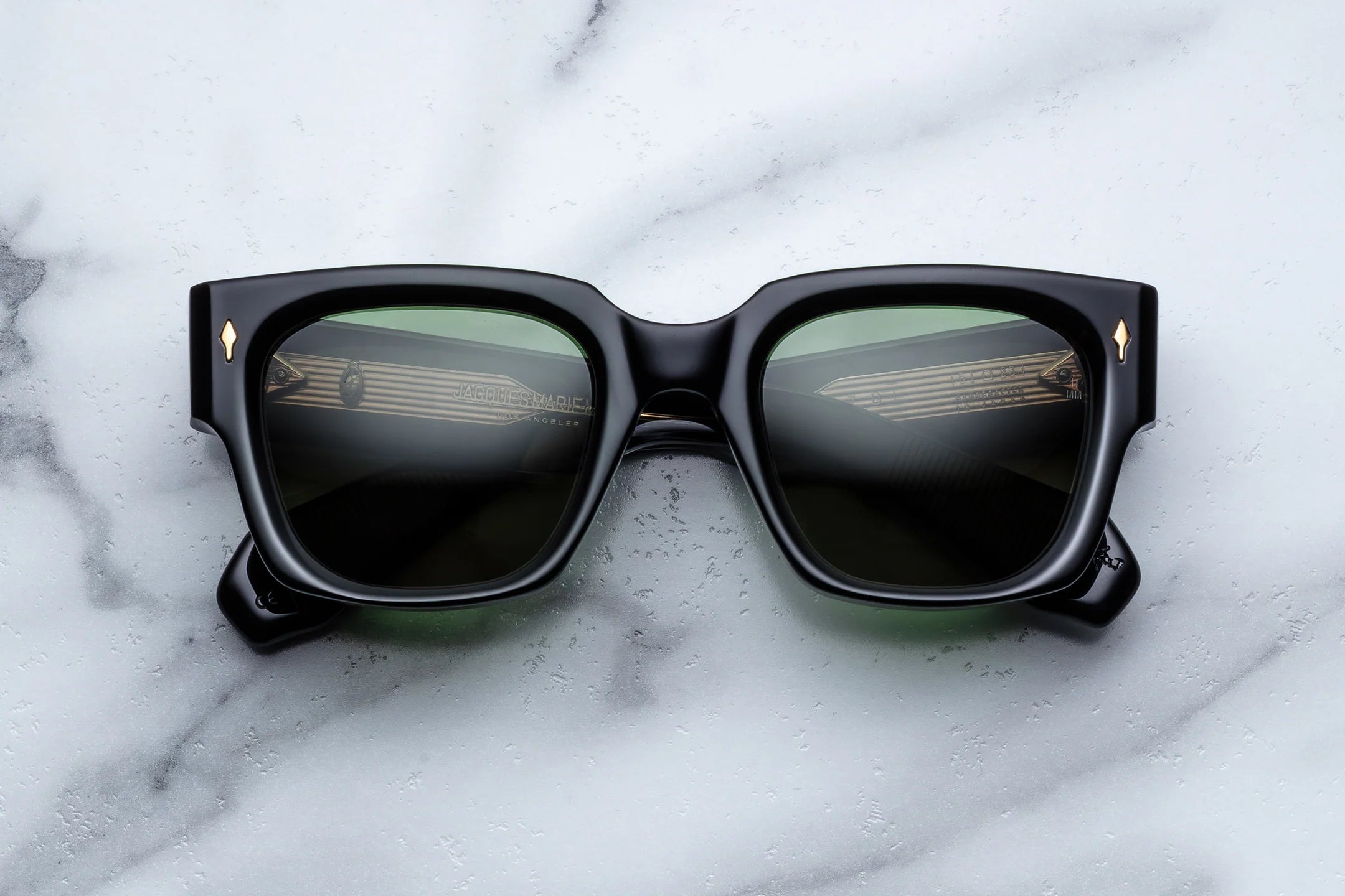 Enzo_Venom_Front_Cropped_5377x