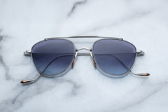 Flynn_Silver_Front_Cropped_537