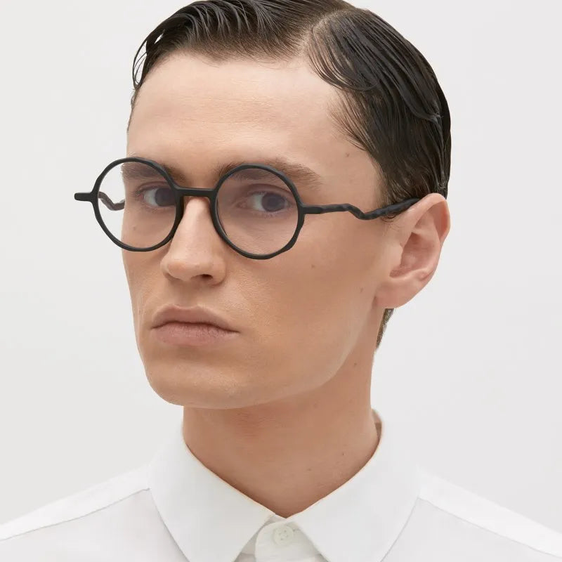 Kuboraum | Maske L11 | Black Matt