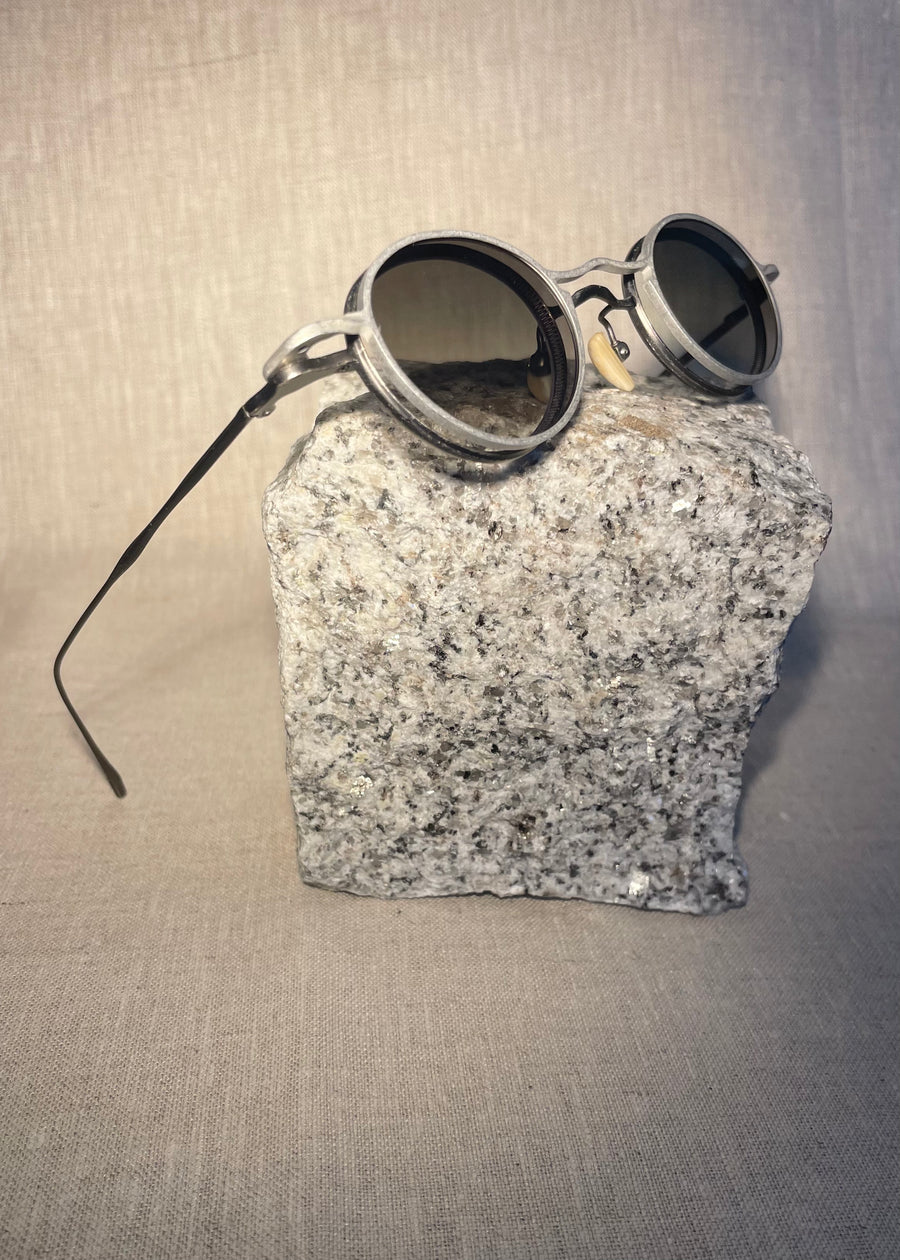 Rigards x Ziggy Chen | RG1010ZC | Vintage Grey | Silver Clip - Niche Bazaar Studio